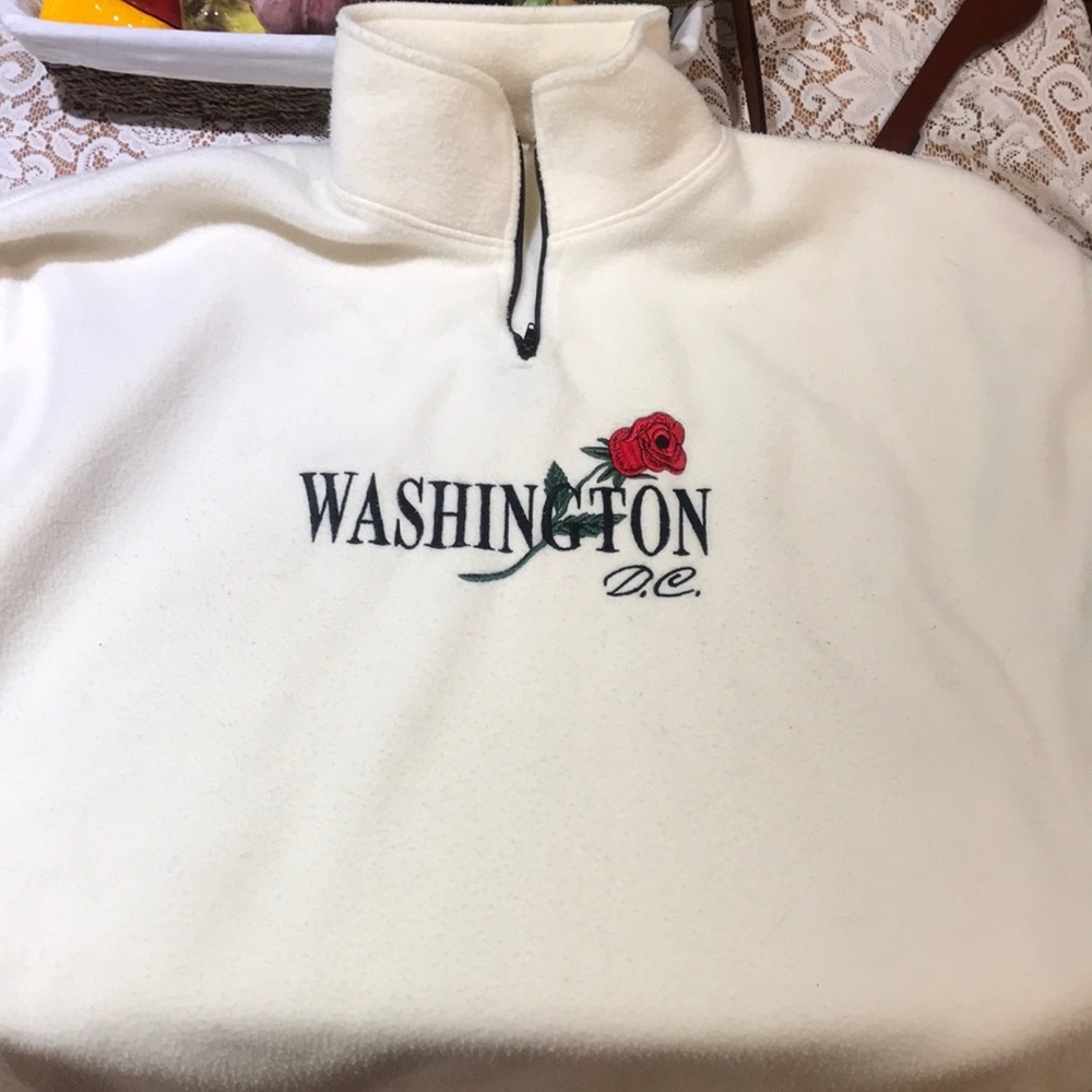 Washington DC sweatshirt size XL
